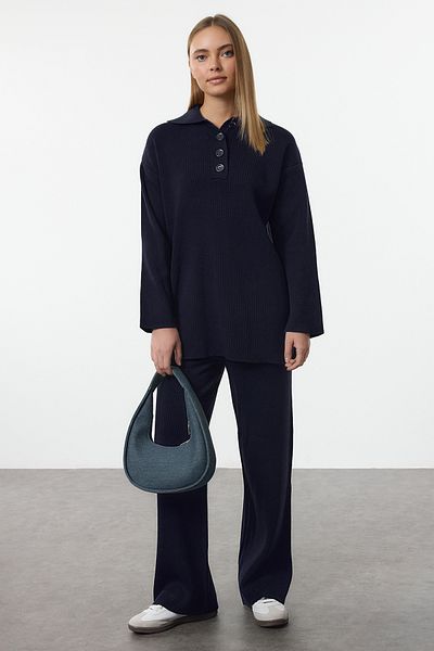Trendyol Modest Súprava vrchného a spodného úpletu s golierom tmavomodrej farby Tctaw25Us00044