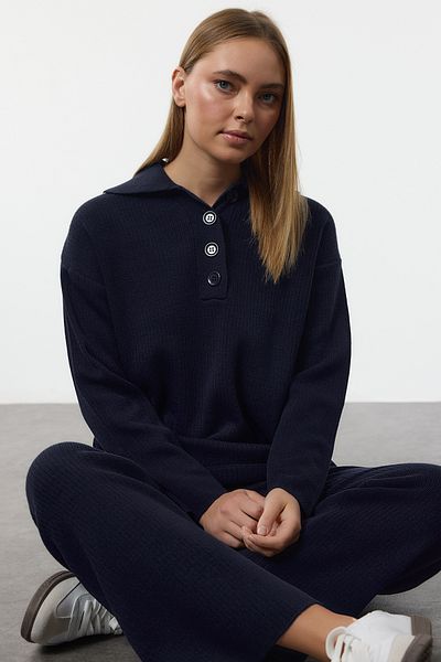 Trendyol Modest Súprava vrchného a spodného úpletu s golierom tmavomodrej farby Tctaw25Us00044