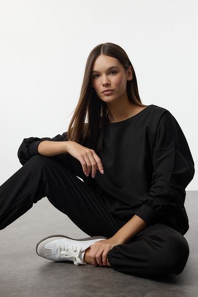 Trendyol Collection Σετ φόρμας Crew Neck Black Jogger - 2 νήματα TWOAW25EM00017