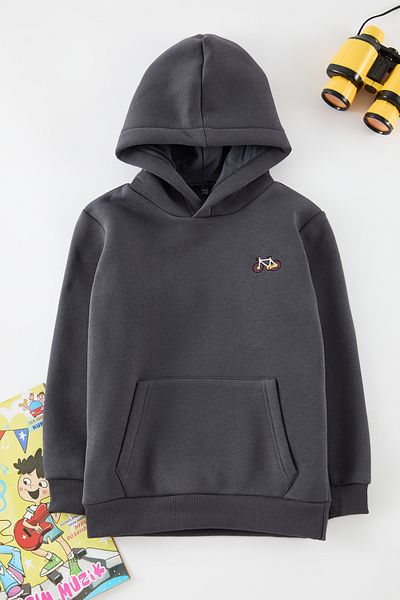 TRENDYOLKIDS Fiú Mini Me pulóver - antracit, nyomott, kötött TKDAW25SW00116