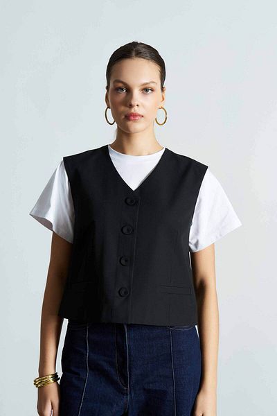 Merve DAĞLI Cıntyha Short Black Vest - Buttoned