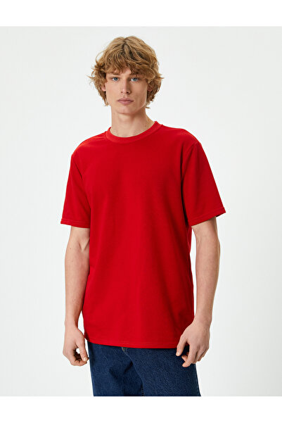 Koton Basic-T-Shirt mit Rundhalsausschnitt und kurzen Ärmeln