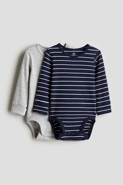 H&M طقم مكون من قطعتين من البدلات طويلة الأكمام