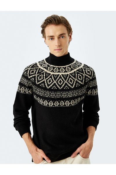 Koton Gemusterter Strickpullover mit Stehkragen