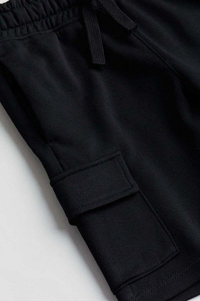 H&M شورت كارجو سويت شيرت