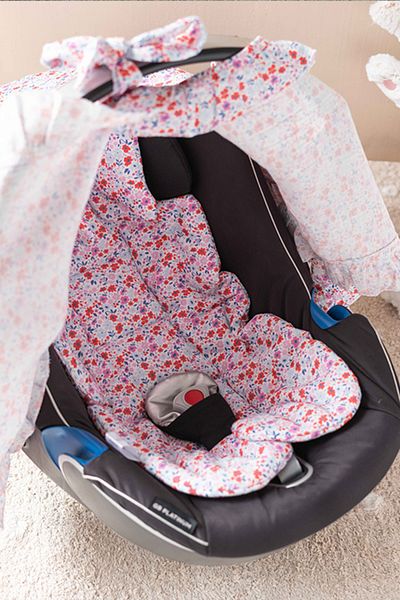 Atelier Babbi Red Little Flower Patterned Stroller Cushion