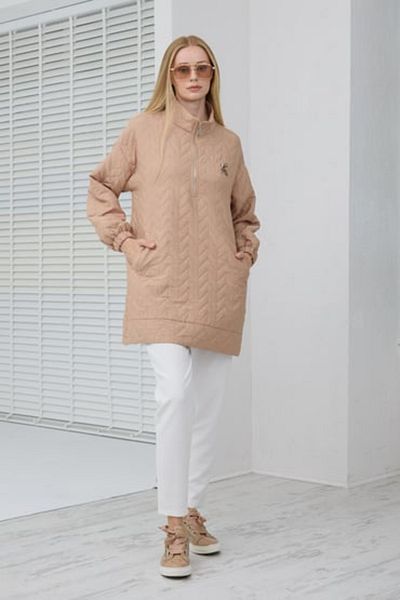 Moodbasic Tunica matlasata cu guler vertical