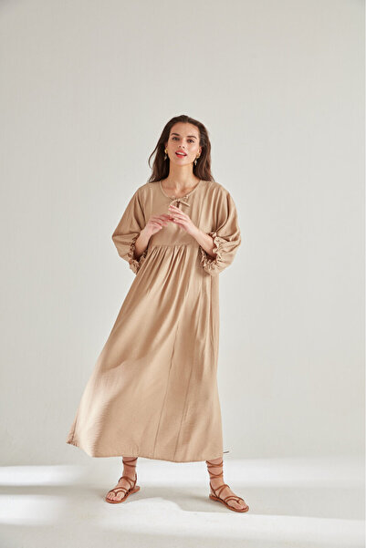 Pilea Seul Bej Elbise