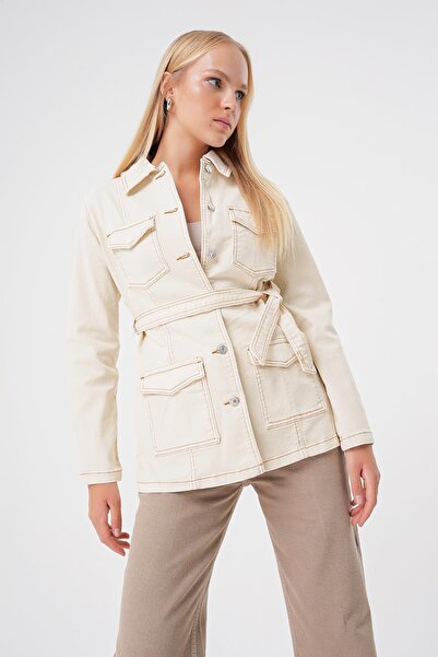 BPF Ekru Kemerli Cep Detayli Standart Kalip Denim Ceket
