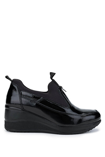 Tamer Tanca Kadın Hakiki Deri Siyah Rugan Casual Ayakkabı