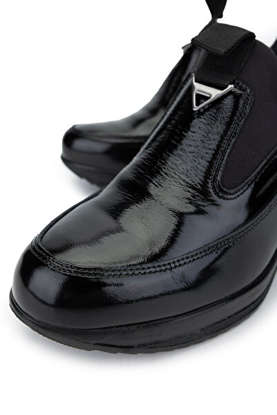 Tamer Tanca Kadın Hakiki Deri Siyah Rugan Casual Ayakkabı