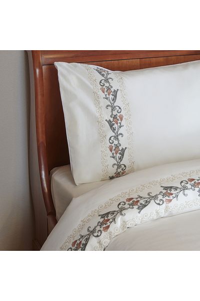 Karaca Home Set cuvertură de pilota Belen dublu brodat alb