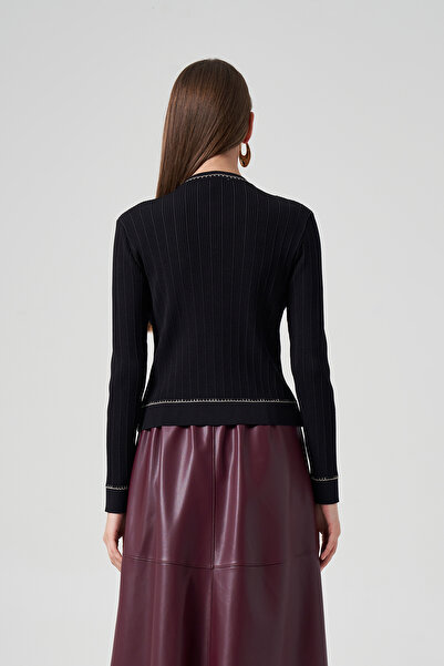 Nuss Κοντή ζακέτα Mercerized Knitwear με λεπτομέρεια με κουμπιά 1115 Μαύρο