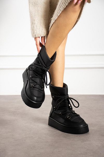 ShoeTek Γυναικείες μπότες χιονιού Leonya Black Parachute Lace-Up