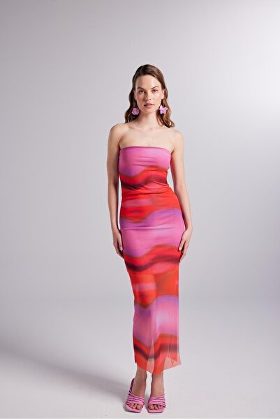 HOLLY LOLLY Růžové vzorované lemované šaty z tylu bez ramínek