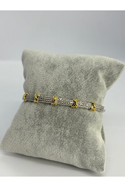 Uzak Işıklar سوار تيفاني VIP الصلب