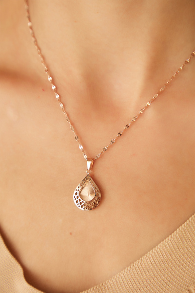 Lina Tia Kadın Tesoronuvola Çelik Model Rose Gold Kaplama Su Yolu Gerdanlık Z...