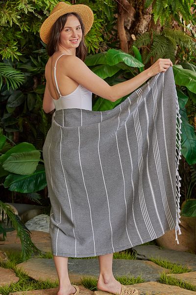 Vi’cotton Anthracite Striped Tasseled Muslin Beach, Bath and Peshtemal Bath Towel - 100% Cotton, 89X170 cm