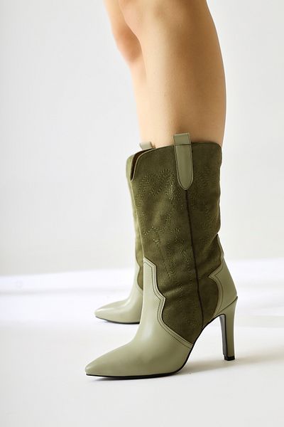 Limoya Abigael Khaki Suede Leather Λεπτομερή κεντημένα γυναικεία μποτάκια με λεπτό τακούνι, γυναικείο μποτάκι