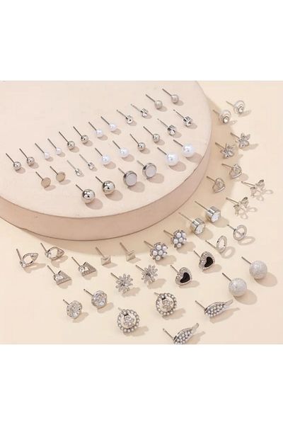 Sonic 30 Pairs of Elegant Nails Earrings Silver Color Pearl Love Flower Leaf Design Women's Gift