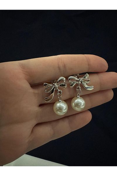 HERA Pearl Bow Earrings