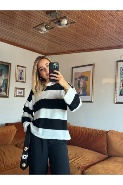 Butik Siyah beyaz yumuşacık triko