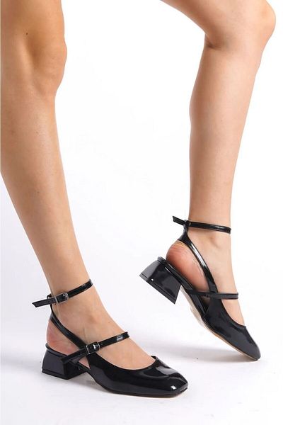 LİMA SHOES Tocuri delicate din piele lacuita - cu benzi duble si detalii cu catarama