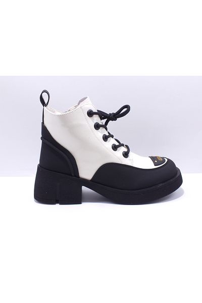 Guja 24K405-1 Patent Leather Heeled Boots (Form Is Small Size 1)