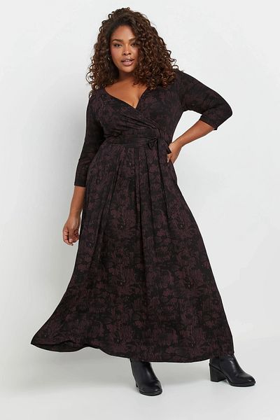 Stil Diva Plus Size V Neck Belted Three Quarter Sleeve Long Cut Print Dress 303649