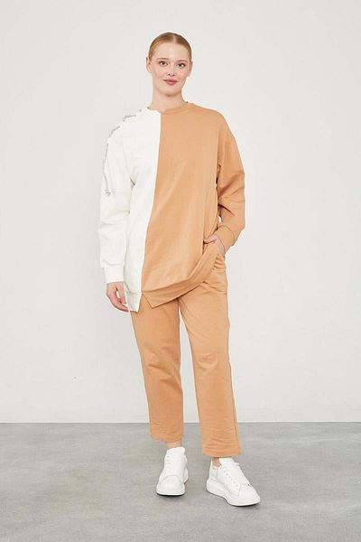 Levidor Sports Double Set with Shoulder Stone Lacing Accessories and Trousers
