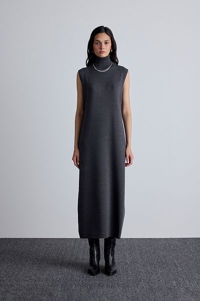 Manuka Ärmelloses Strickkleid mit hohem Kragen – Anthrazit