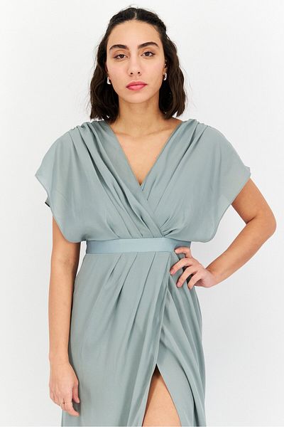 Asos Design فستان وصيفة العروس سادة بياقة منسدلة للنساء، أخضر حكيم