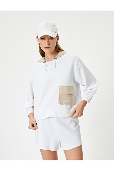Koton Kapuzenpullover mit Taschendetail, Standardschnitt