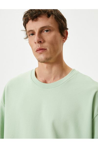 Koton Oversize Βαμβακερό μπλουζάκι με λαιμόκοψη με χαμηλό ώμο
