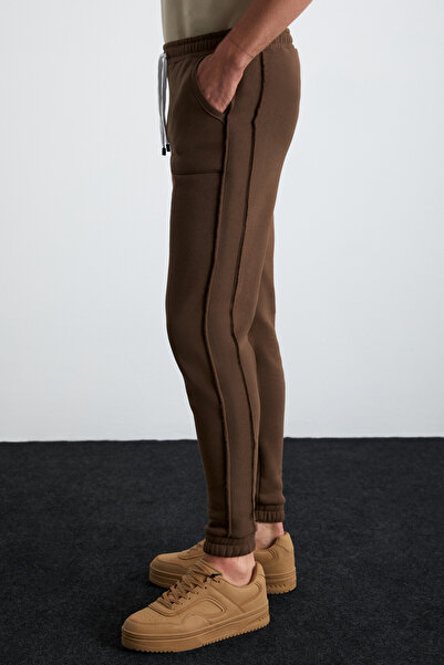 GRIMELANGE Ανδρικό καφέ φούτερ TYRESE - 3 κλωστές, ράστερ μέση, ελαστικά πόδια