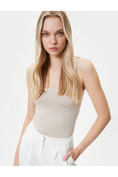Koton Basic U-Ausschnitt Slim Fit Strap Tank Top Schuhe