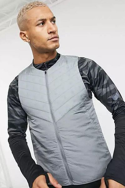 Nike Running Aerolayer Insulated Gilet Convertible into Reflective Bag Men's Vest Gray