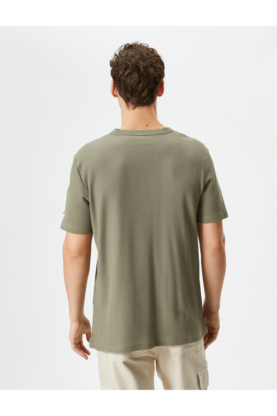Koton 4SAM10074HK Koton Erkek T-shirt HAKİ