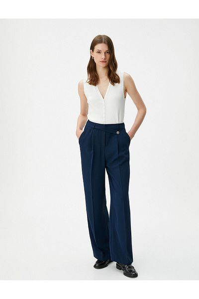 Koton Palazzo-Hose mit hoher Taille und geradem Bein, geknöpft