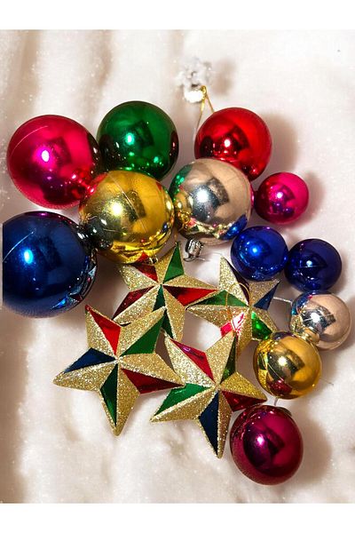 Happyland Christmas Tree Set with Colorful Stars - 16 Pieces (6cm and 4cm Colorful Balls and Stars)