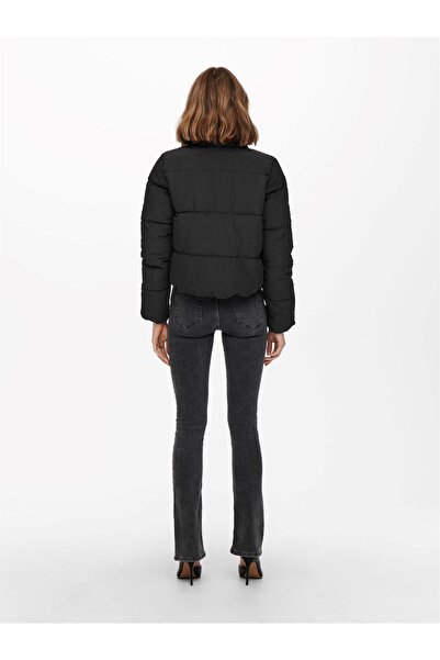 ONLY Onldolly Short Puffer Jacket Otw Noos Kadın Mont 15205371 Black