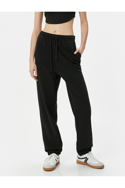 Koton Jogger Eşofman Altı Bağcıklı Normal Bel Üç İplik Şardonlu