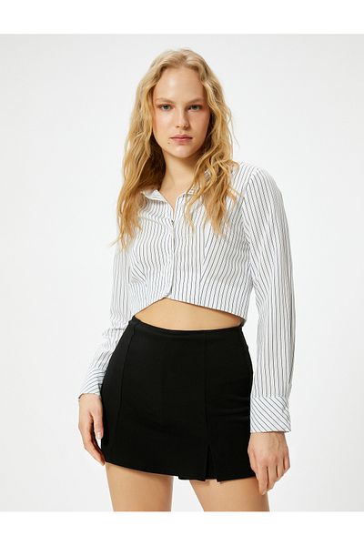 Koton Pantaloni scurti mini fustă cu fantă detaliată talie normală
