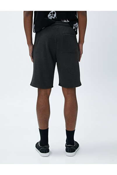 Koton Beli Bağcıklı Bermuda Şort Cep Detaylı