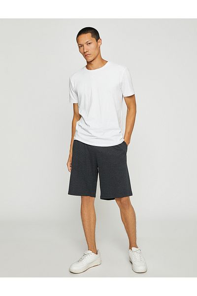 Koton Basic-Shorts mit Spitzenbund, schmaler Passform und Taschendetail