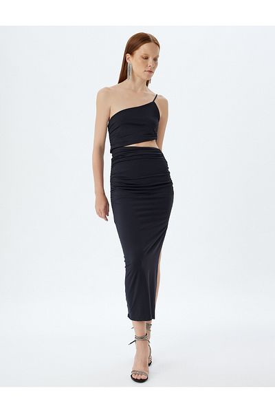 Koton One-Shoulder-Midikleid – Schlitz- und Fensterdetail, drapierte schmale Passform