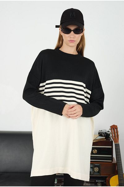 HEQA Black-Ecru Striped Knitwear Sweater