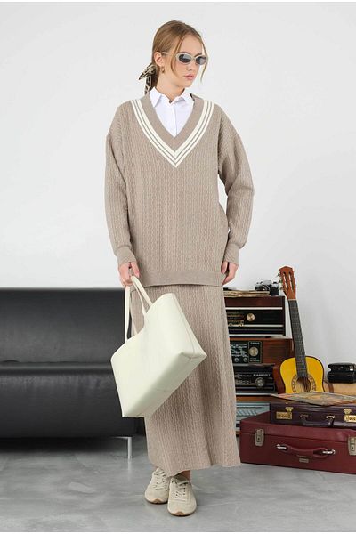 HEQA V-Neck Textured Knitwear Mink