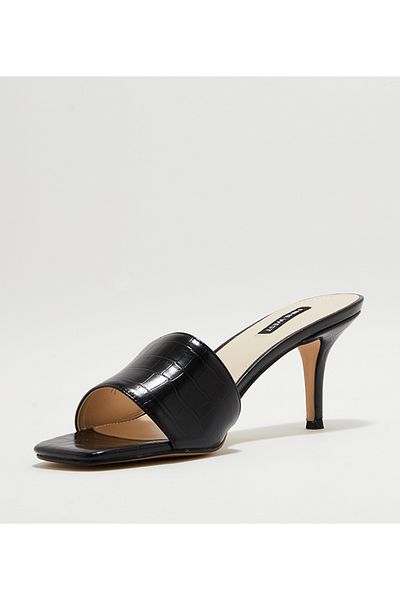 Nine West Women Black Sandals