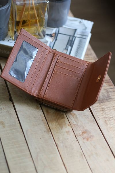 Moom Bag Women's Tan Card Holder Detailed Mini Wallet